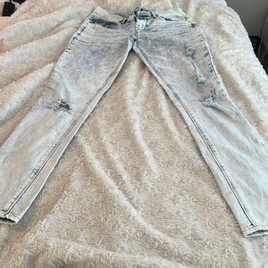 Express bleach wash jeans